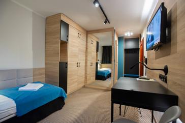 Halo | Warszawa | Galeria 18