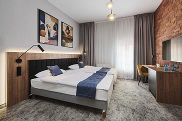 Halo | Warszawa | Galeria 12