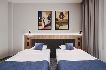 Halo | Warszawa | Galeria 6