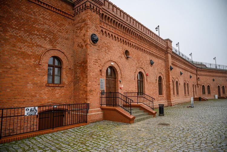 Halo | Warszawa | 11